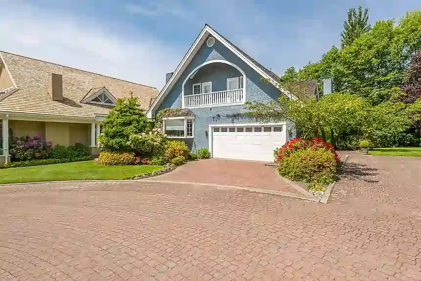 Exceptional Garage Door Service in Edmonton